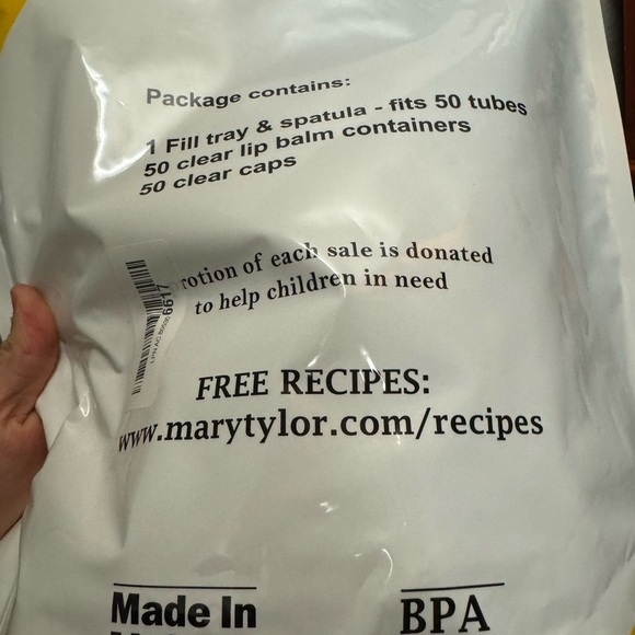 Lip Balm Container Tray Kit with Fill Tray and Spatula, 50 Clear Caps - NwB - Picture 6 of 6